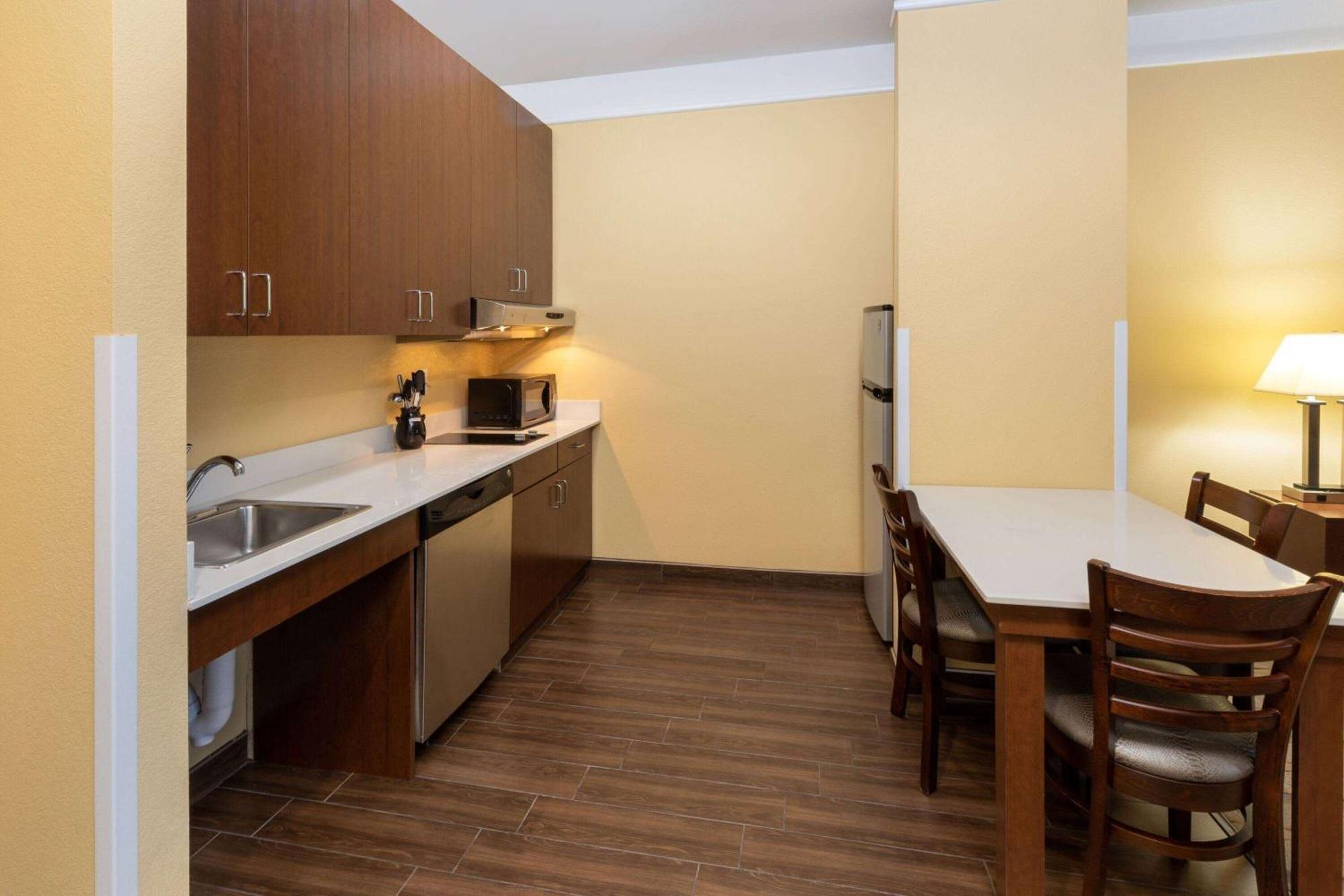 La Quinta By Wyndham Houston Nw Beltway8/Westrd Otel Jersey Village Dış mekan fotoğraf